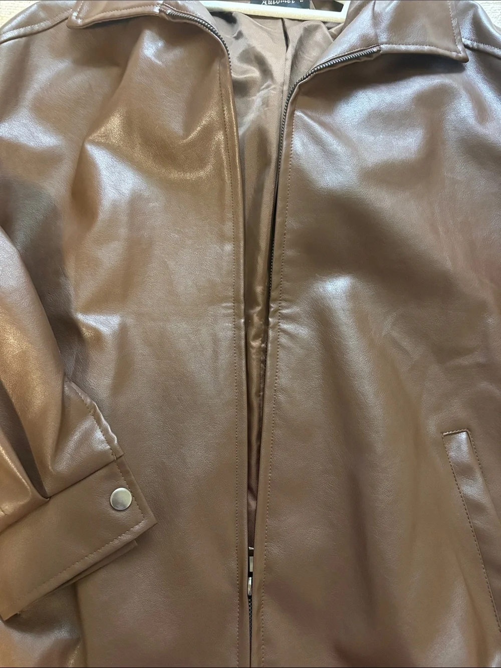 Leather jacket - Picture 3 of 5